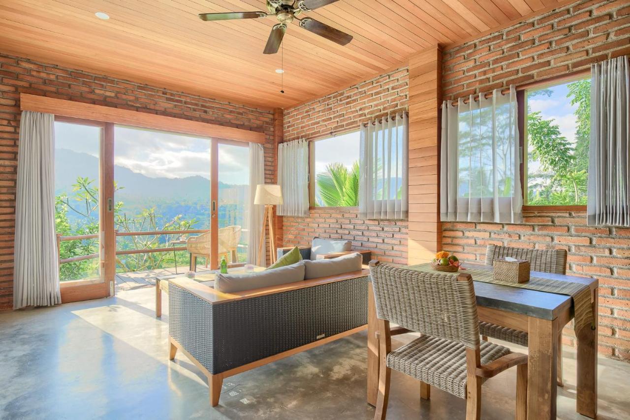 Romantic Barn With Mt. Agung Views Сидемен Екстериор снимка