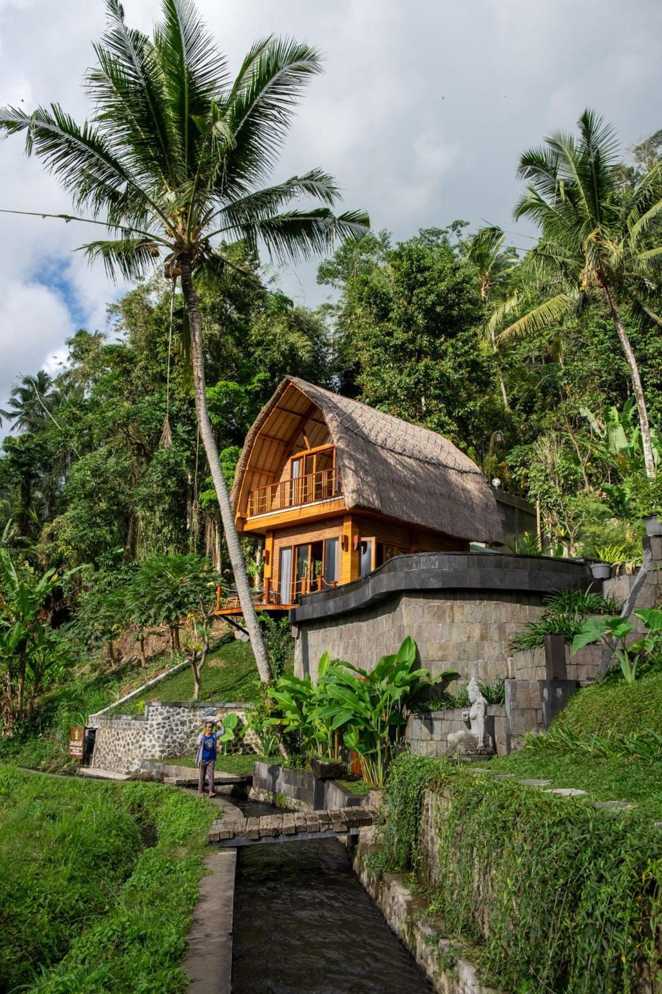 Romantic Barn With Mt. Agung Views Сидемен Екстериор снимка